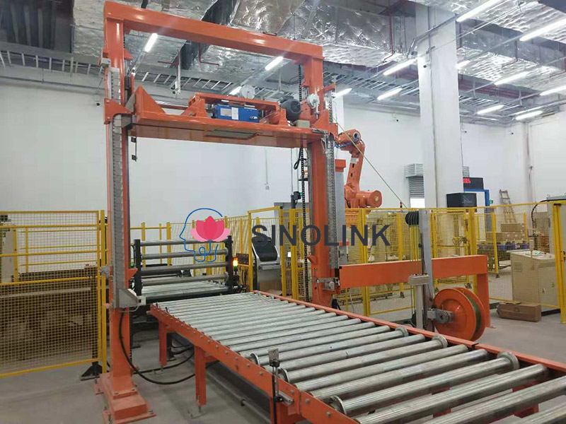 Automatic Vertical Pallet Strapping Machine