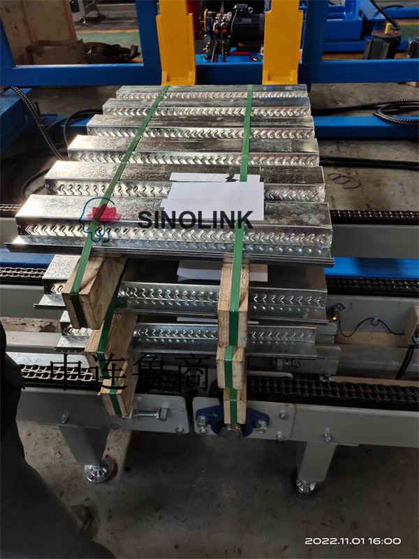 Full Automatic Color Steel Tile(Profile Plate) Building Materials Or Pallet Goods Palletizer/Stacker