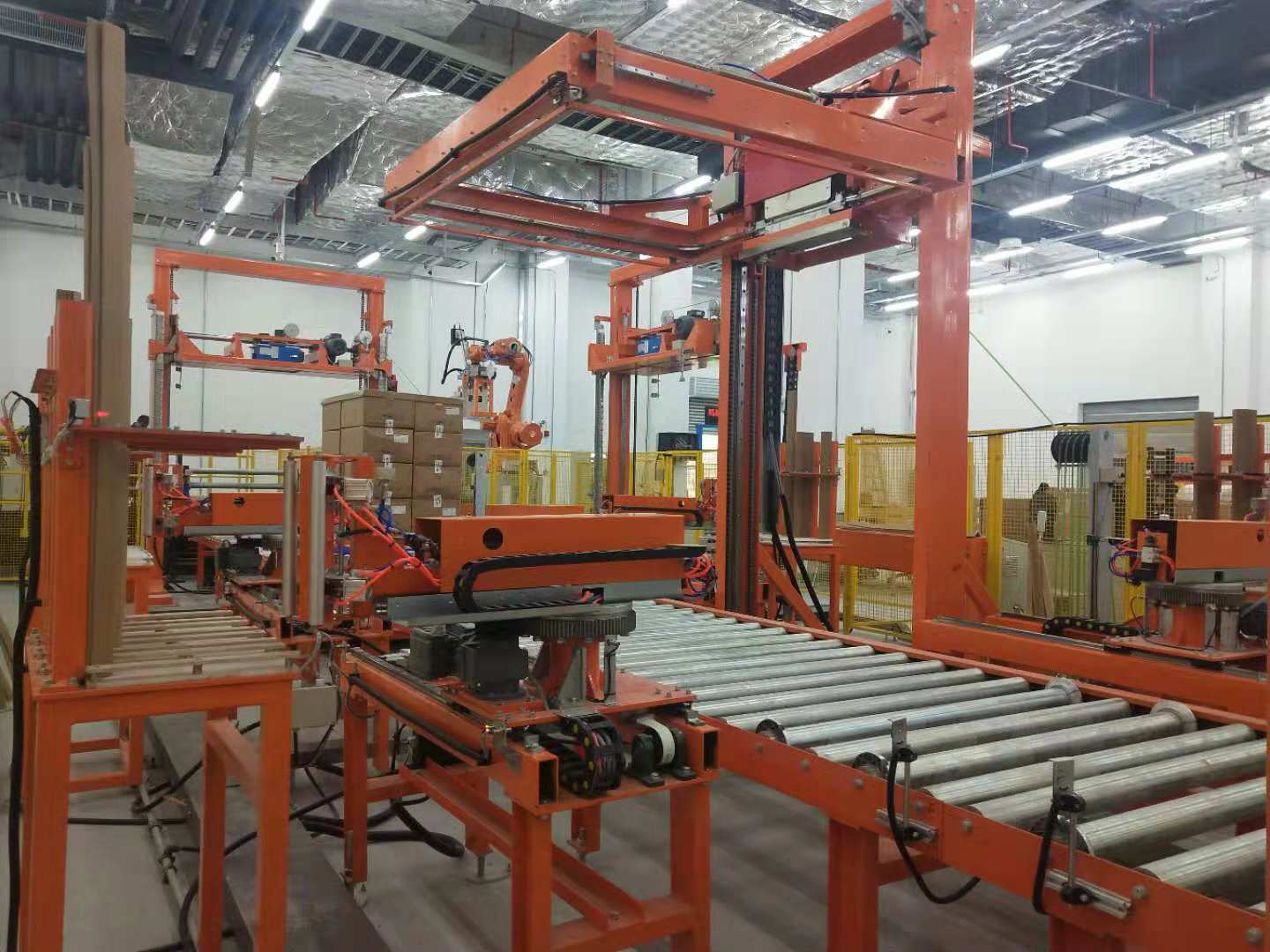 Full Automatic Extended Corner Protection Horizontal Strapping Machine