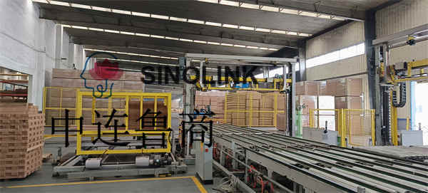 Clip Type Automatically Adding Wooden Block And Small Corner Strapping Machine