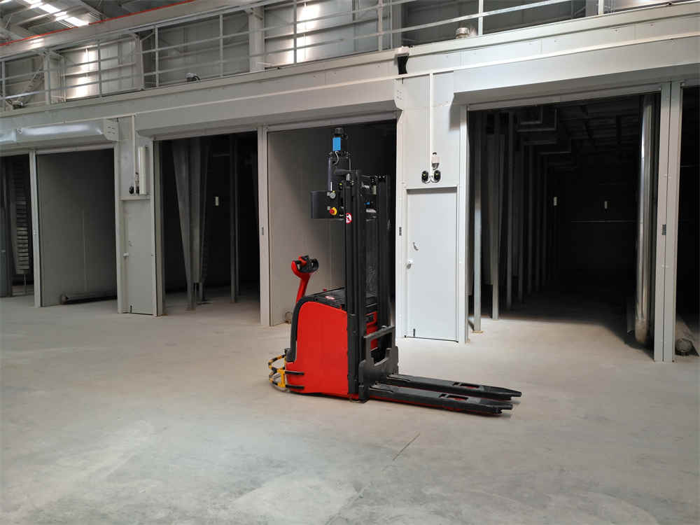 AGV Umanned Intelligent Pallet Forklift 