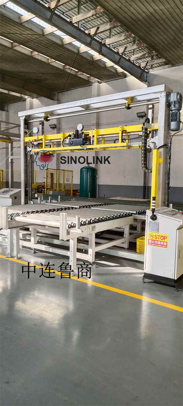 Long Side Automatic Corner Protecor Strapping Machine