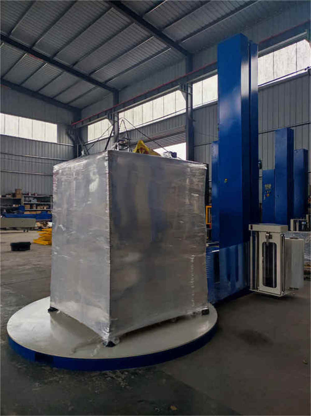 Semi Automatic Pallet Wrapping Machine