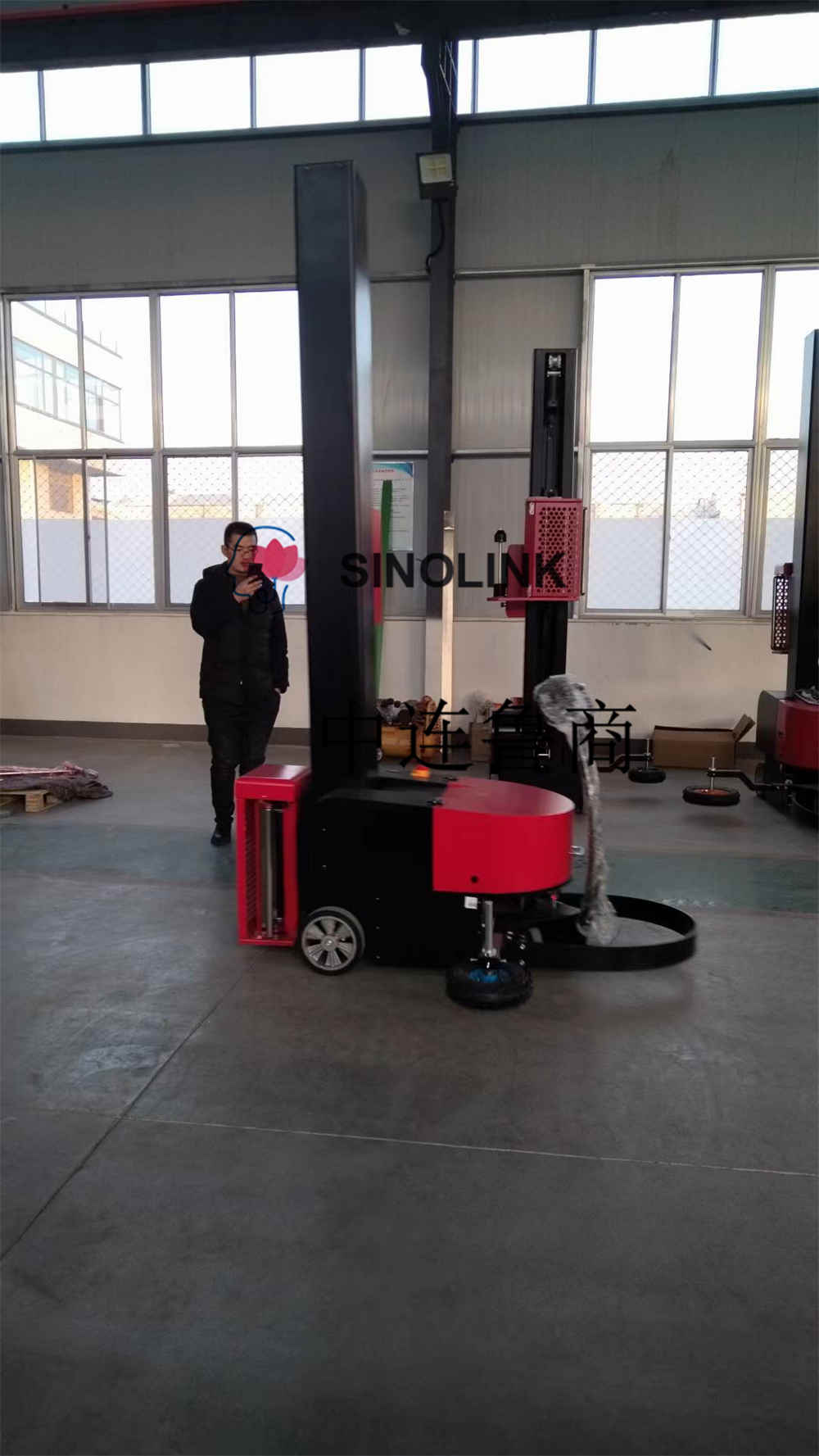 Self-walking Type Wrapping Machine