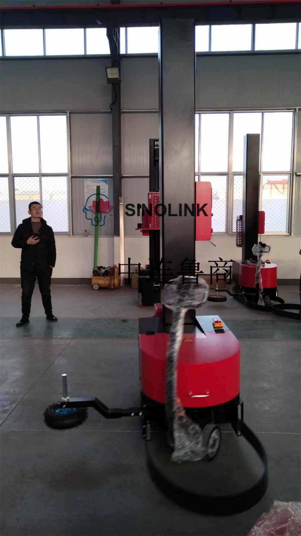 Self-walking Type Wrapping Machine