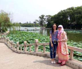 Clients From Bangladesh For Signing The Agreement On The Order Of 20sets Automatic Pallet Wrapper