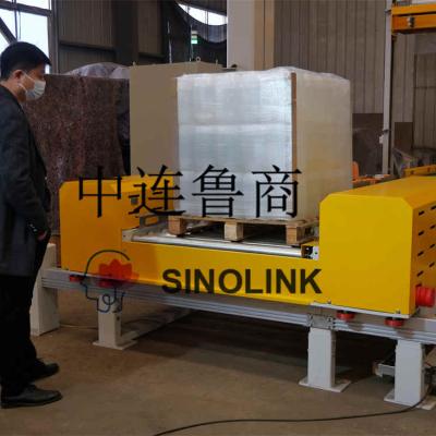 Client‘s Engineer is Examing Machine