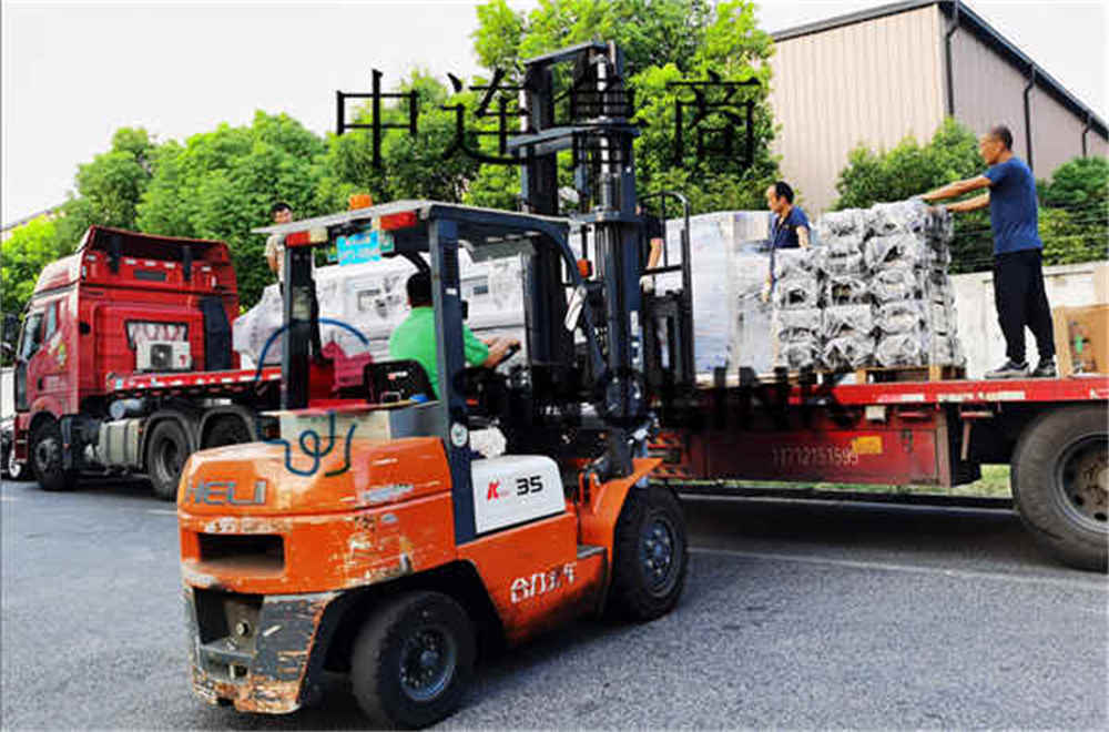 Heavy-duty Flat Top Chain Conveyor Line For Sales Heavy-duty Flat Top Chain Conveyor Line For Sales