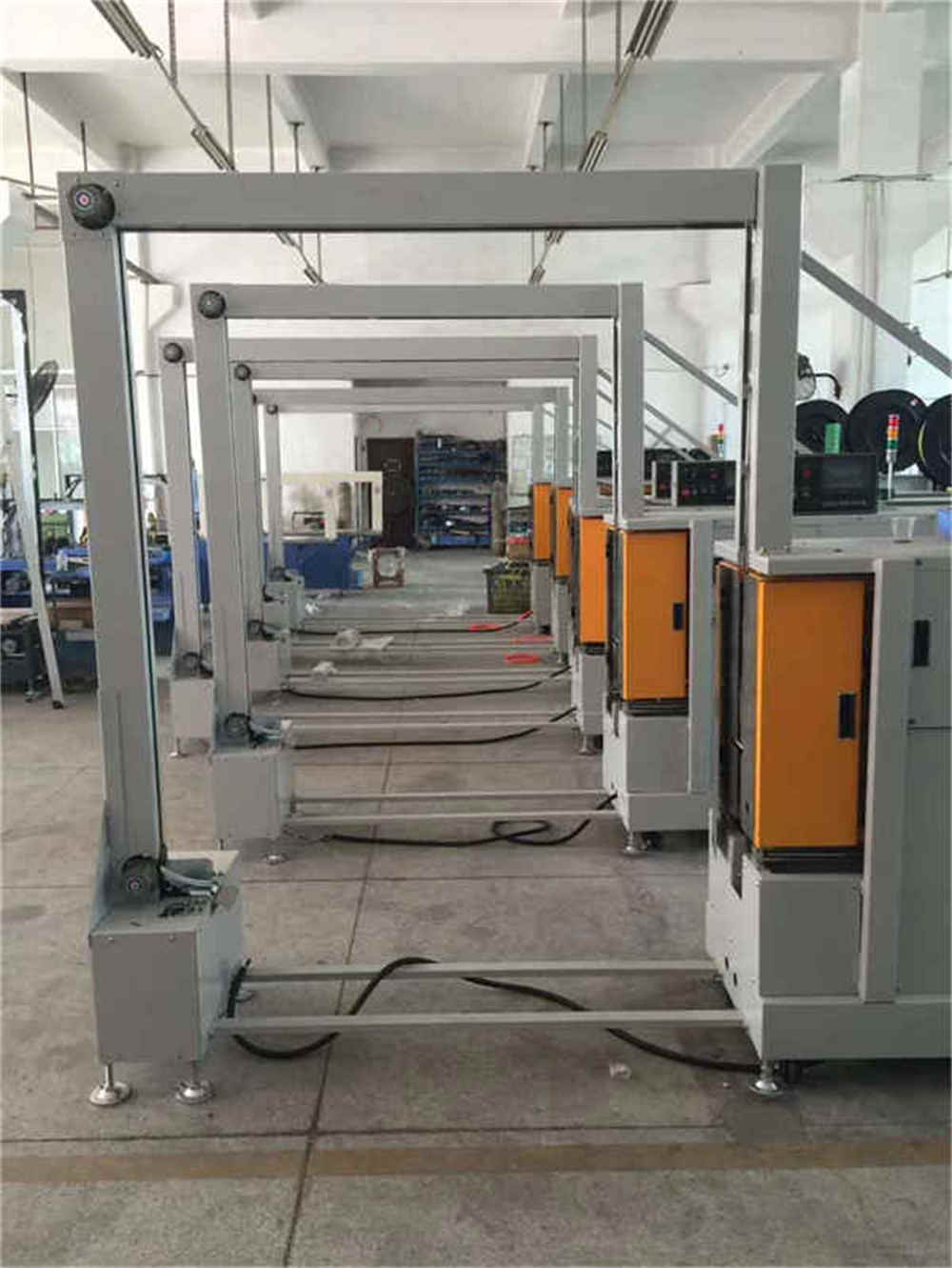 Full Automatic Vertical Pallet Strappers Full Automatic Vertical Pallet Strappers