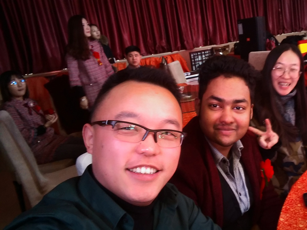 Taking Bangladesh Customer Visiting Chinese Type Wedding