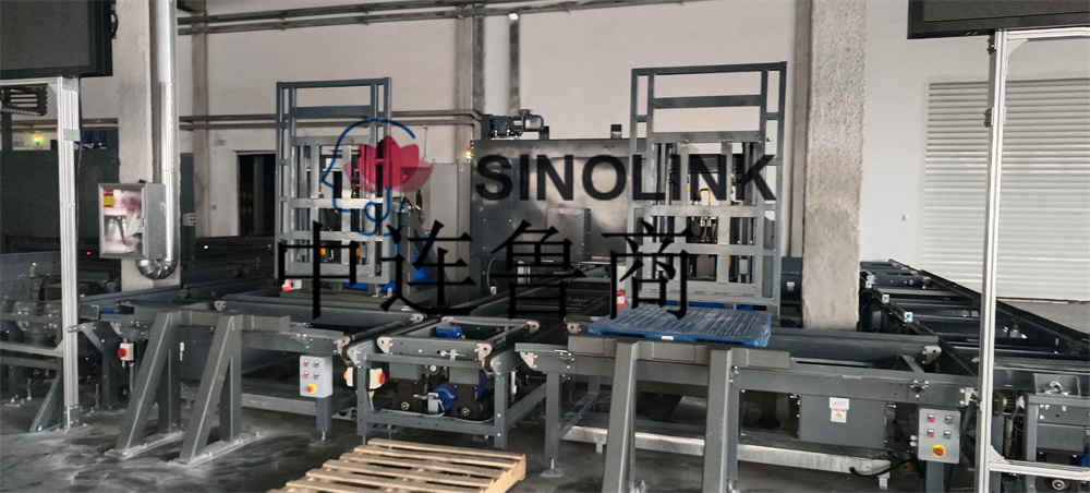 Forklift Project Of Small Packaging Edible Oil Without Pallet Stacking Forklift Project Of Small Packaging Edible Oil Without Pallet Stacking